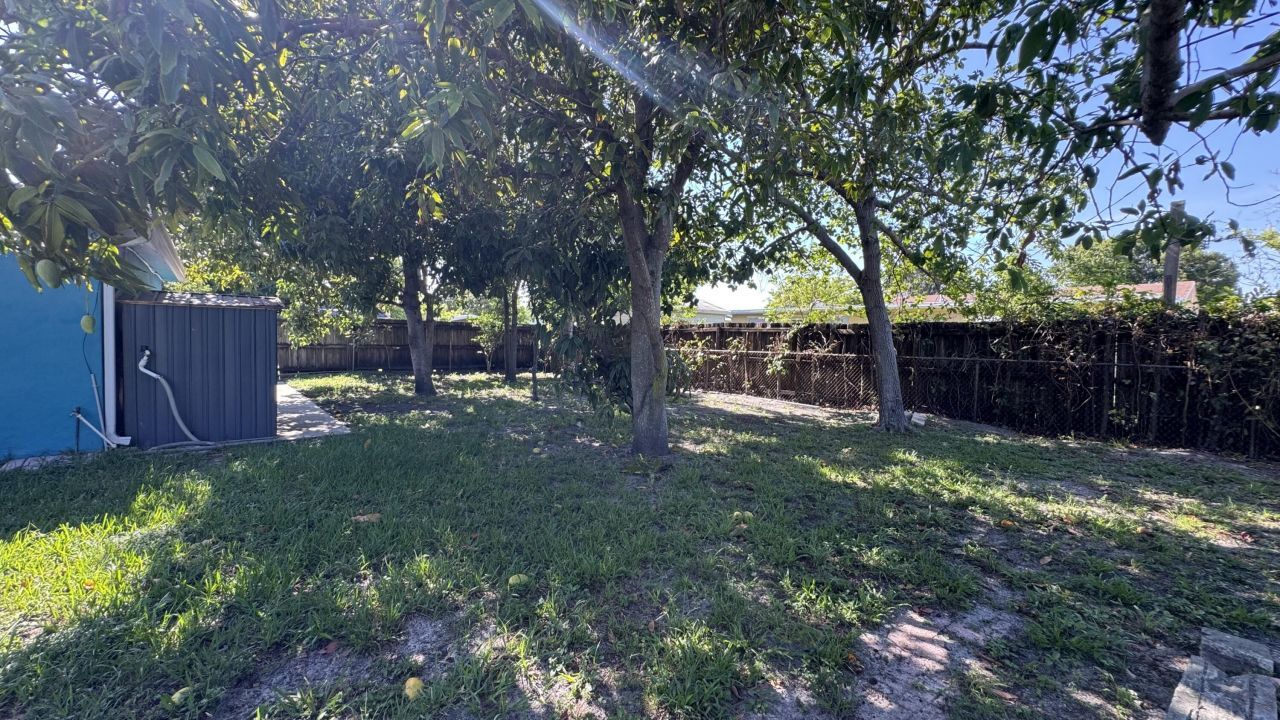 629 Troy Boulevard, West Palm Beach, FL 33409 Photo