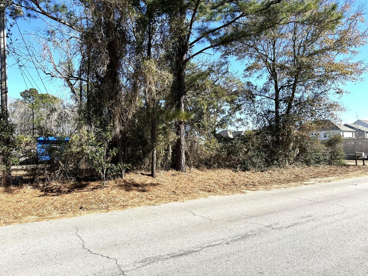 1096 Bee Hive Rd. Photo 3