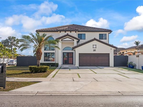 3801 SW 149th Ave, Miami, FL 33185