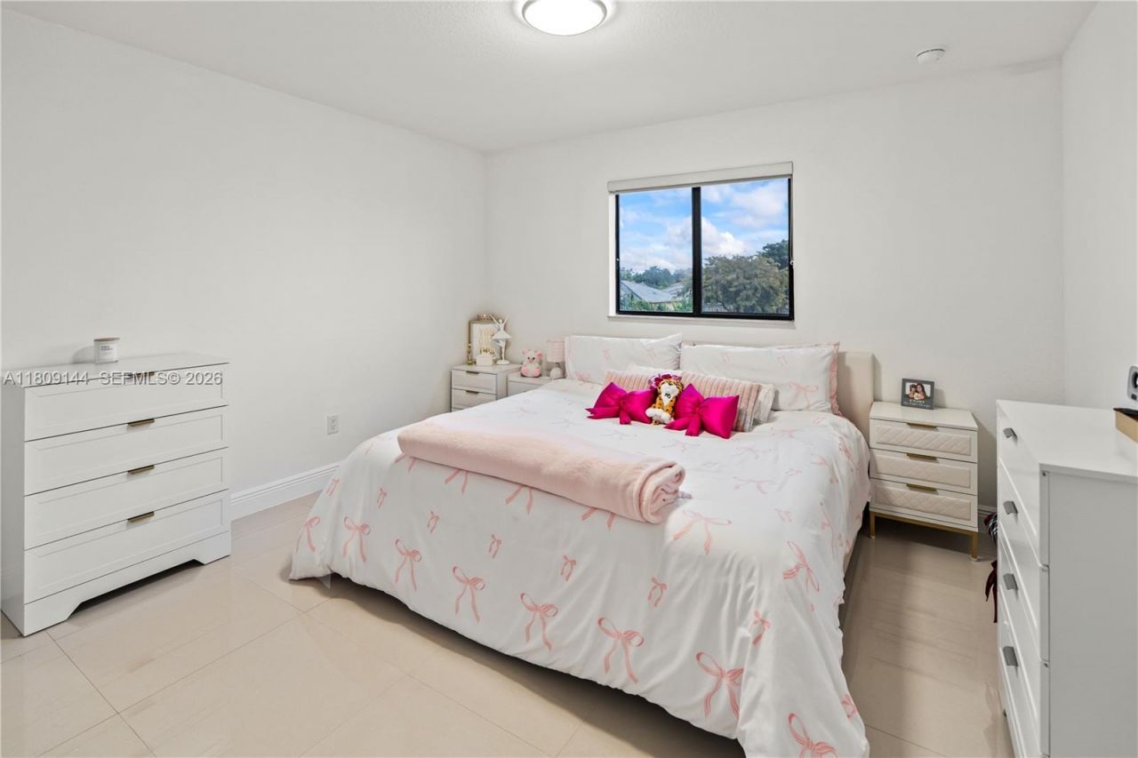 3801 SW 149th Ave, Miami, FL 33185 Photo