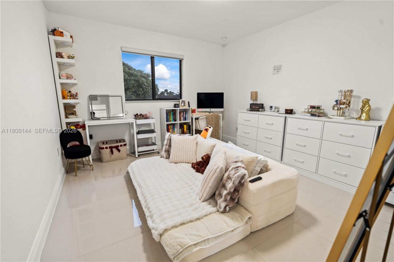 3801 SW 149th Ave, Miami, FL 33185 Photo