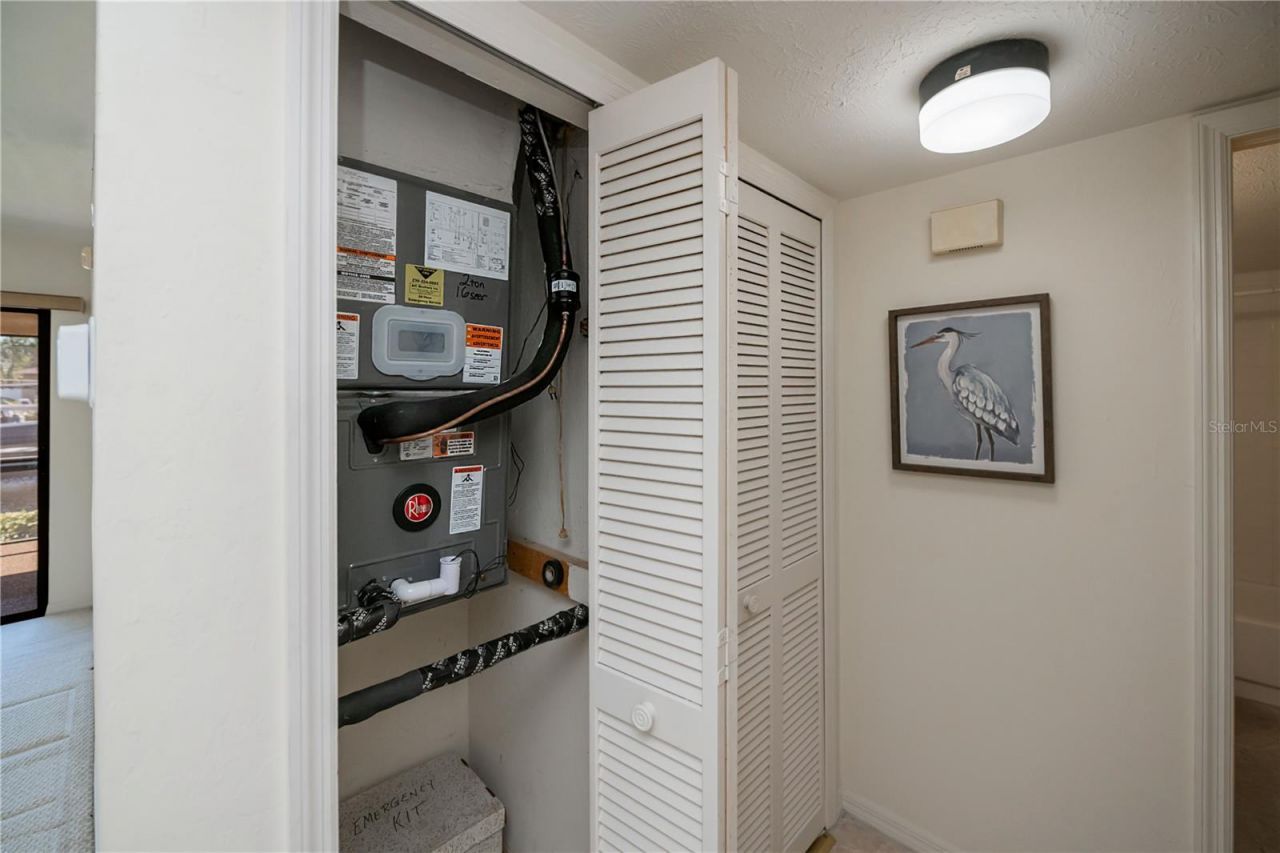 232 Cape Coral Parkway E, Unit 105, Cape Coral, FL 33904 Photo