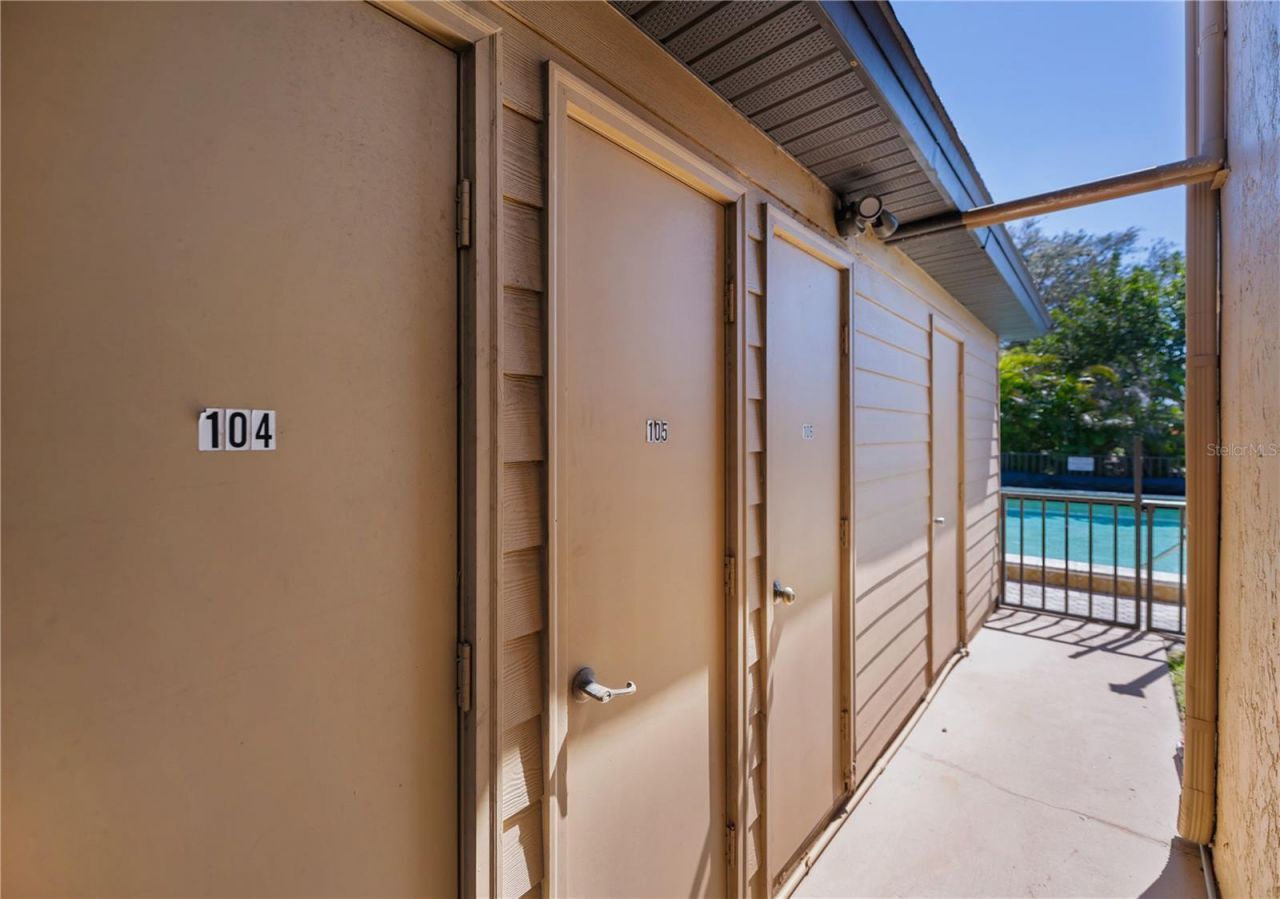 232 Cape Coral Parkway E, Unit 105, Cape Coral, FL 33904 Photo