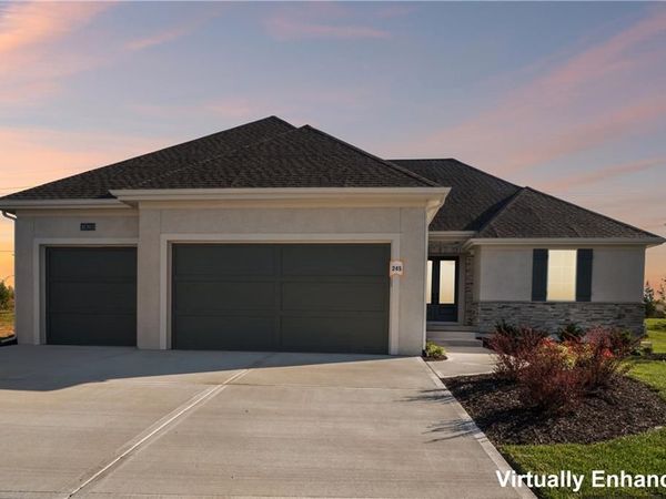 10303 W 151 Terrace, Overland Park, KS 66221