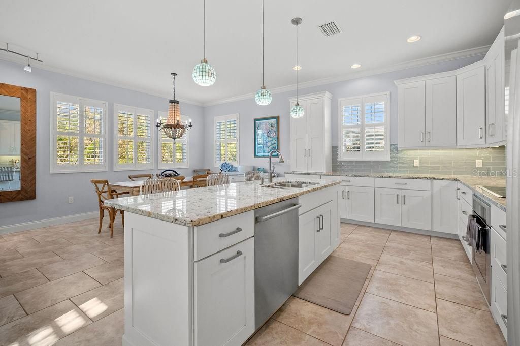 704 Gladiolus Street, Anna Maria, FL 34216 Photo