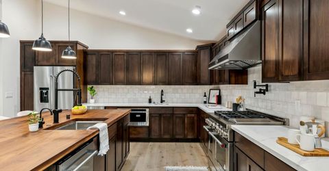2051 Nez Perce Drive, South Lake Tahoe, CA 96150 Photo