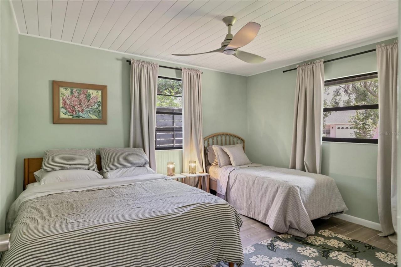 3940 Brookside Drive, Sarasota, FL 34231 Photo