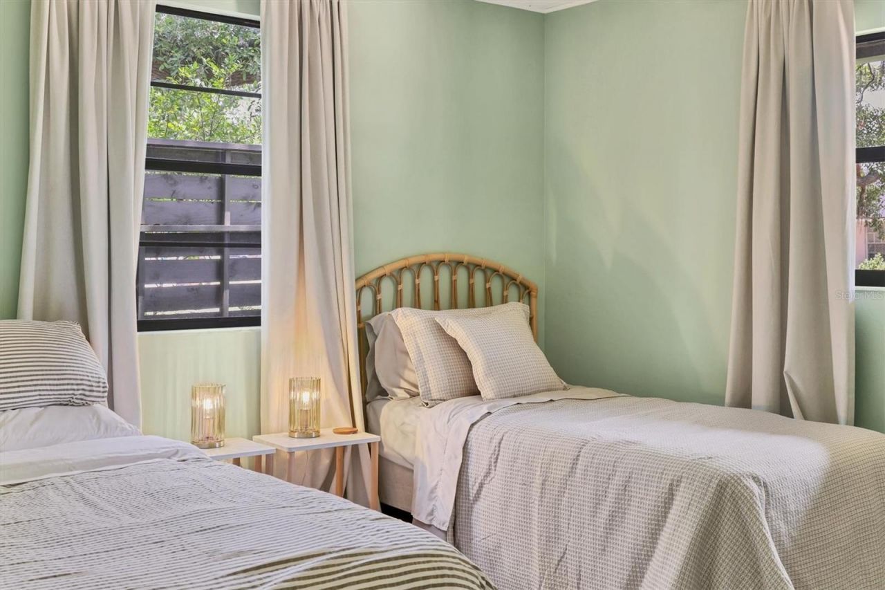 3940 Brookside Drive, Sarasota, FL 34231 Photo