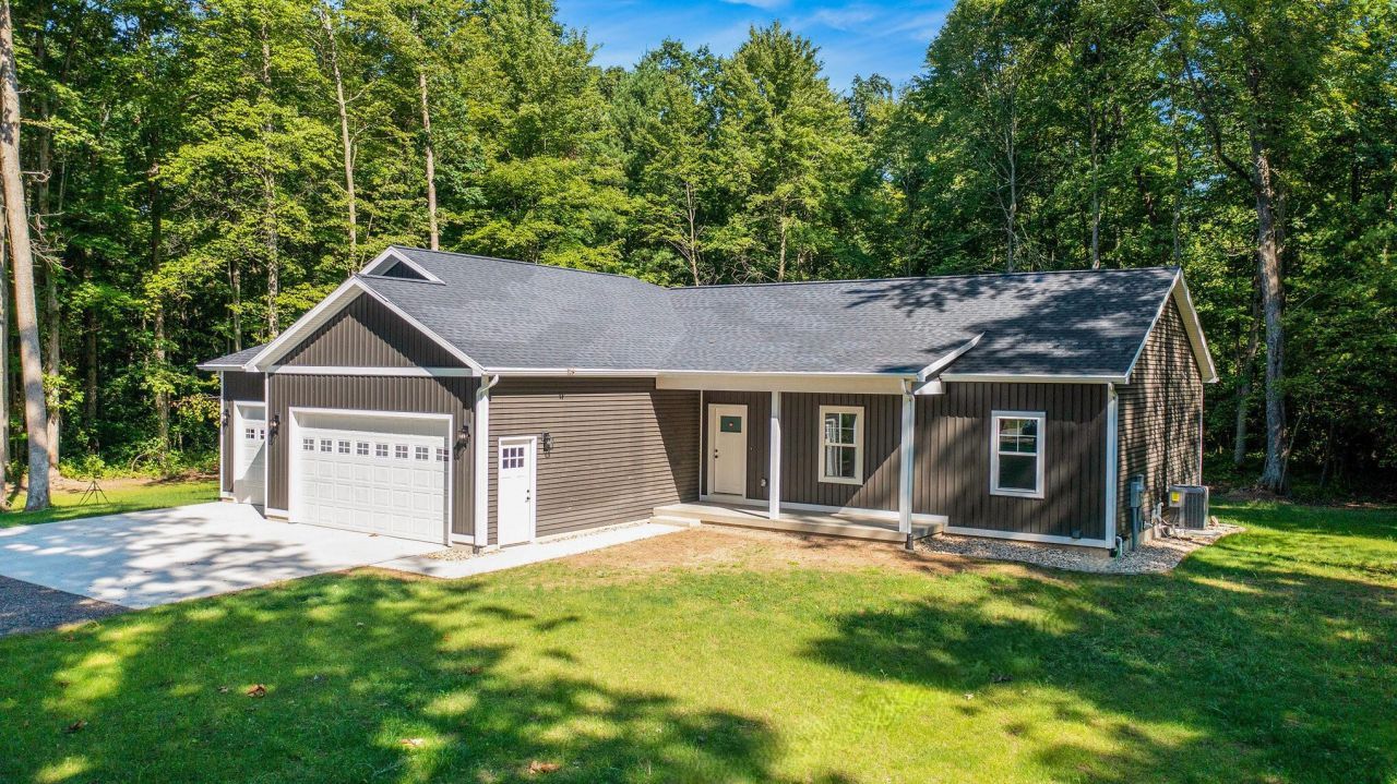 3995 112th Avenue, Allegan, MI 49010 Main Photo