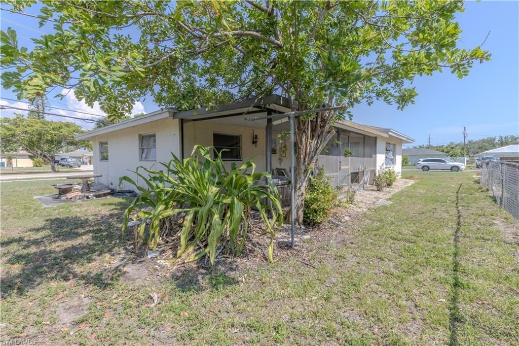 4646 Palm Tree Blvd, Cape Coral, FL 33904 Photo