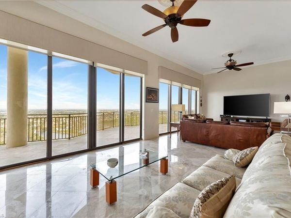 14300 Riva Del Lago DR, Unit 2103, FORT MYERS, FL 33907