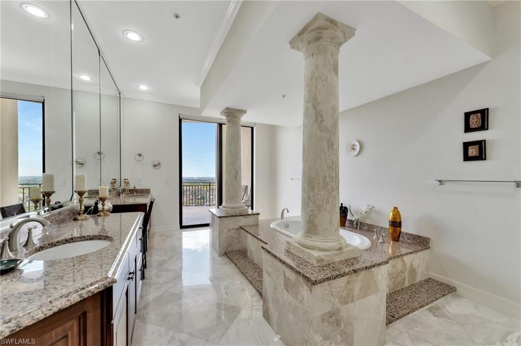14300 Riva Del Lago Dr, Unit 2103, Fort Myers, FL 33907 Photo