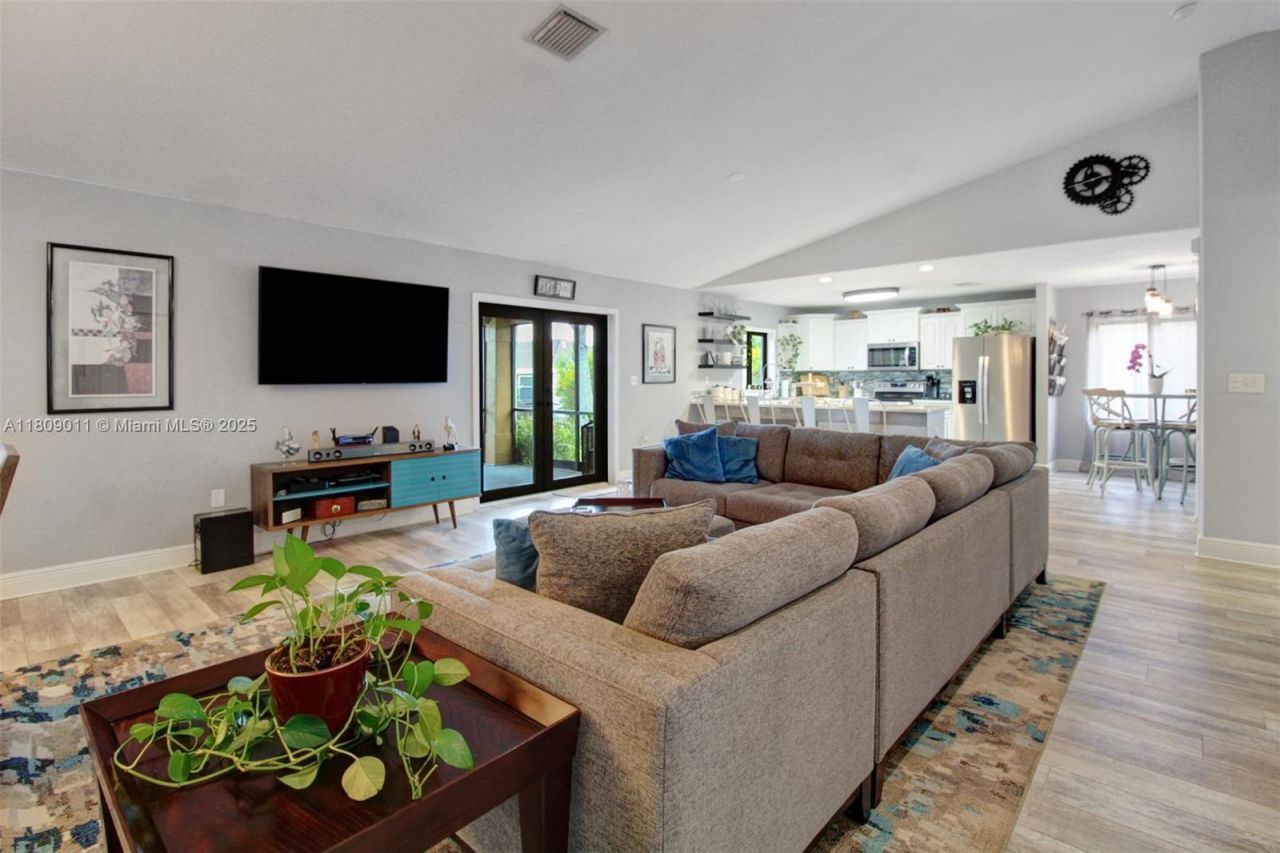 17375 SW 282nd St, Homestead, FL 33030 Photo