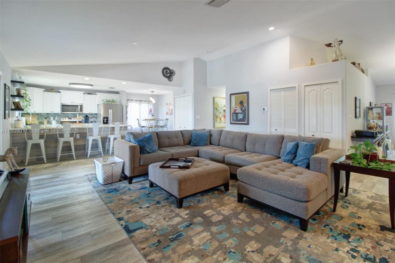 17375 SW 282nd St, Homestead, FL 33030 Photo