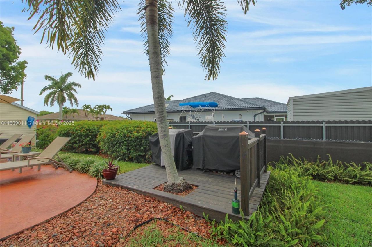 17375 SW 282nd St, Homestead, FL 33030 Photo