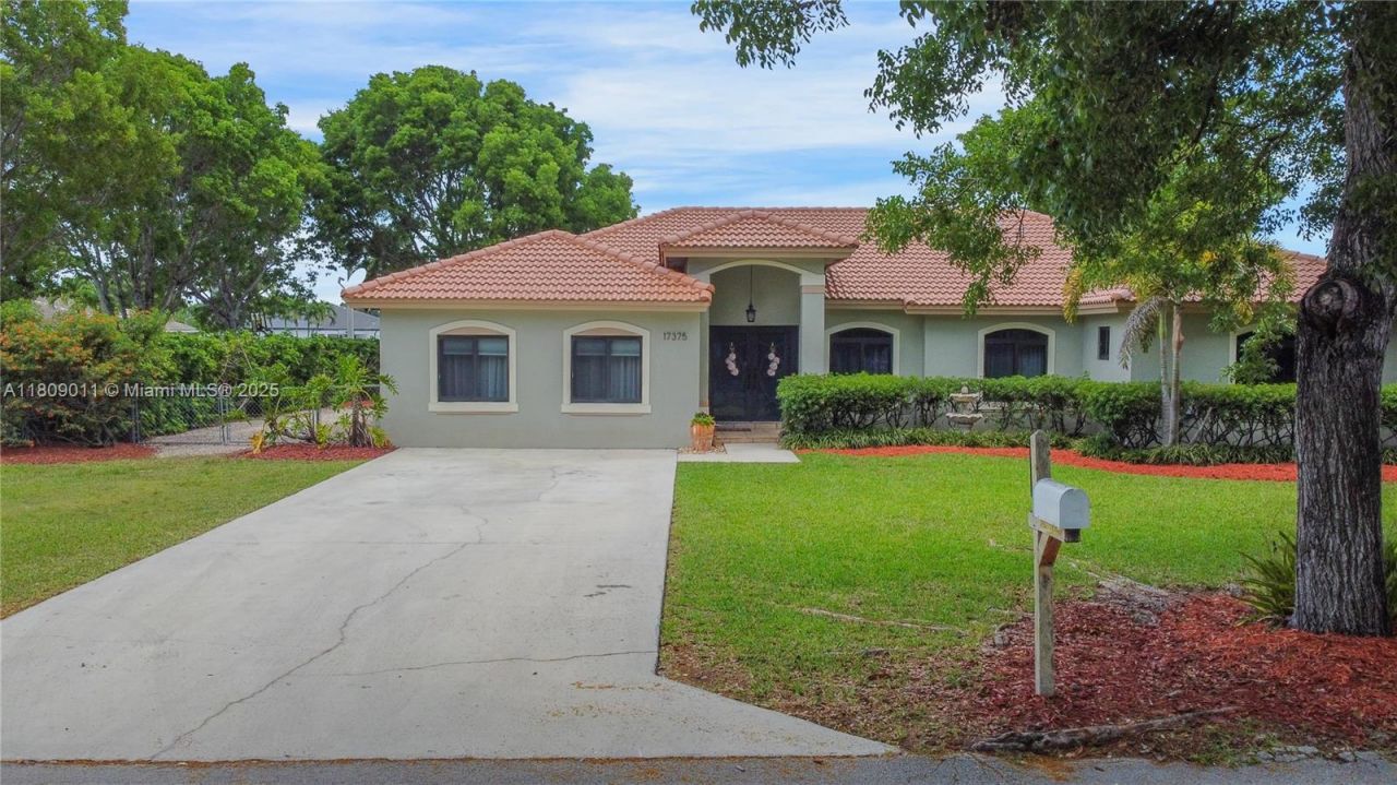 17375 SW 282nd St, Homestead, FL 33030 Photo