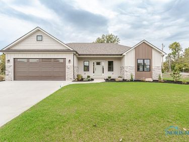 3961 Legacy Trail, Sylvania, OH 43560