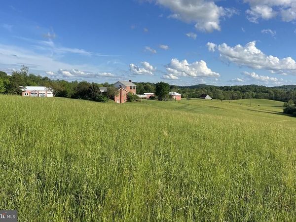 3542 SLATE MILLS ROAD, SPERRYVILLE, VA 22740