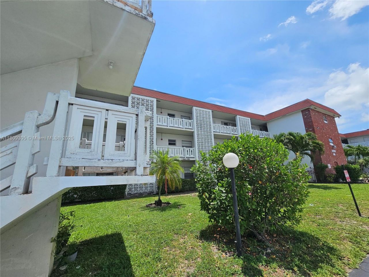 1490 NW 43rd Ave, Unit 301, Lauderhill, FL 33313 Photo