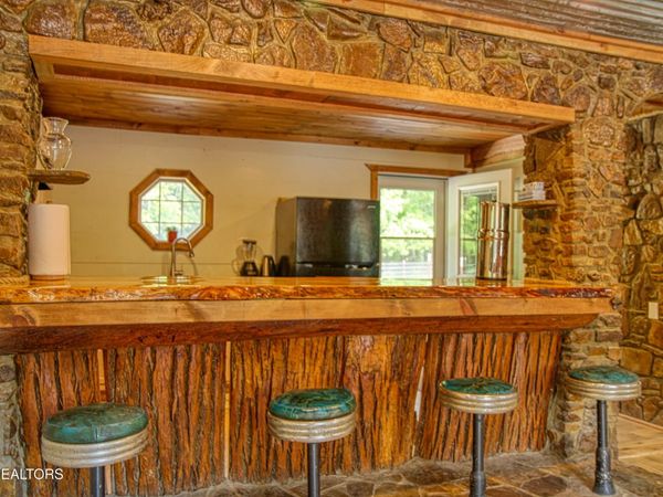 3516 Leatherwood Ford Rd, Jamestown, TN 38556