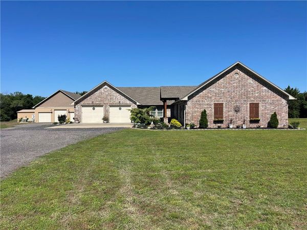 12736 Alpha Road, Danville, AR 72833