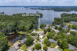 520 Sail Point Way photo 4