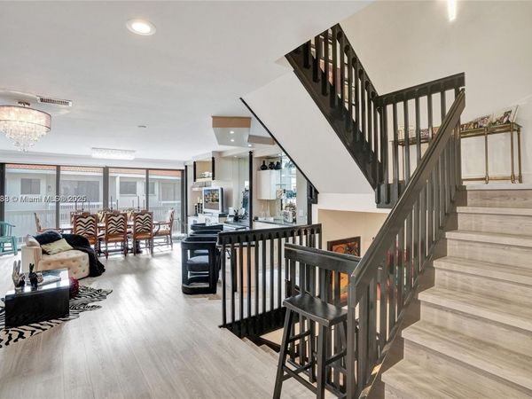 21388 Marina Cove Cir, Unit 13-G, Aventura, FL 33180