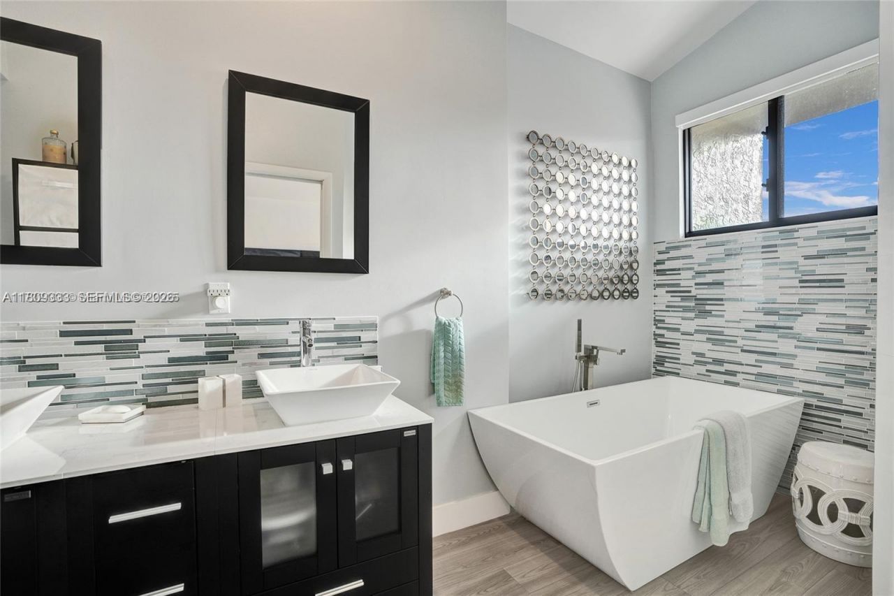 21388 Marina Cove Cir, Unit 13-G, Aventura, FL 33180 Photo