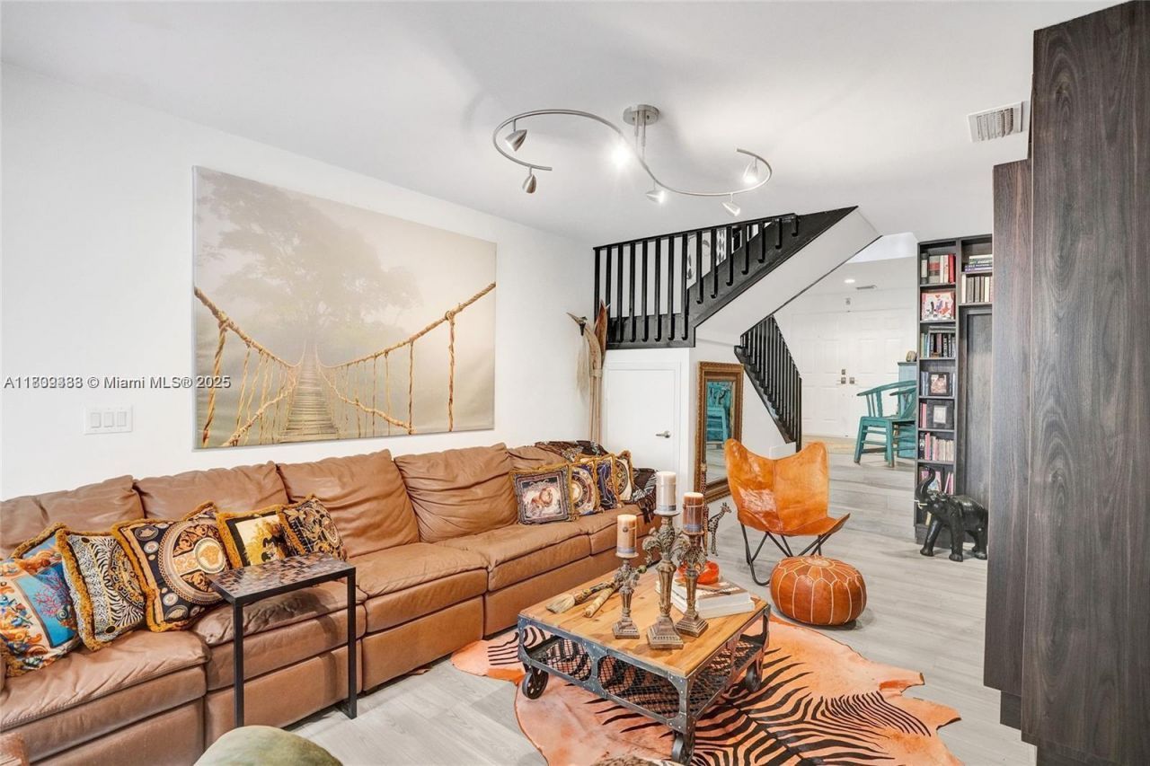 21388 Marina Cove Cir, Unit 13-G, Aventura, FL 33180 Photo