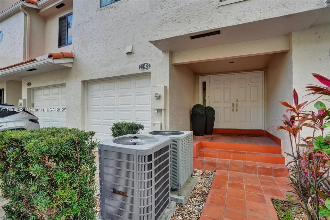 21388 Marina Cove Cir, Unit 13-G, Aventura, FL 33180 Photo