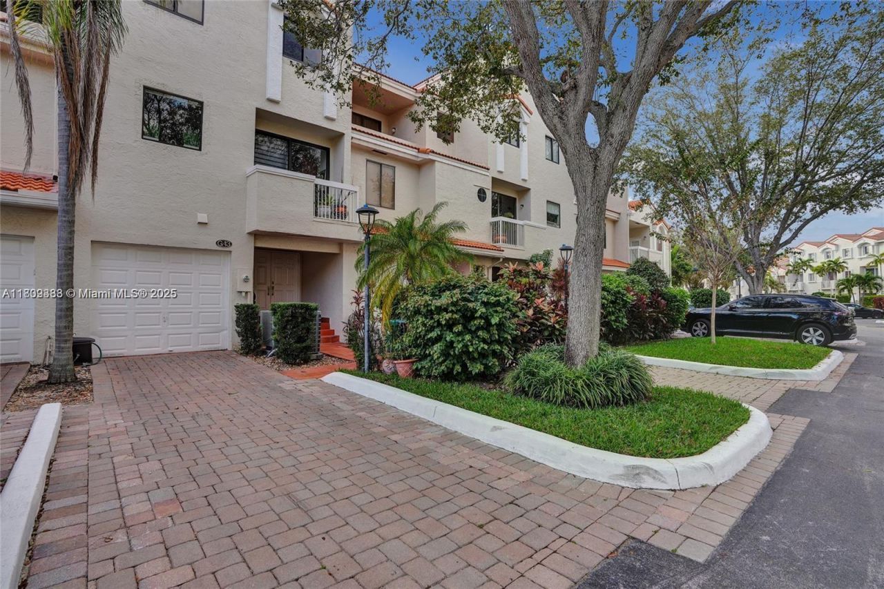 21388 Marina Cove Cir, Unit 13-G, Aventura, FL 33180 Photo