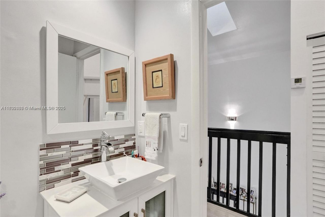 21388 Marina Cove Cir, Unit 13-G, Aventura, FL 33180 Photo