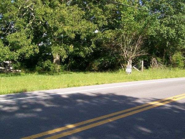 1028 Hennessee Bridge Rd, Rock Island, TN 38581