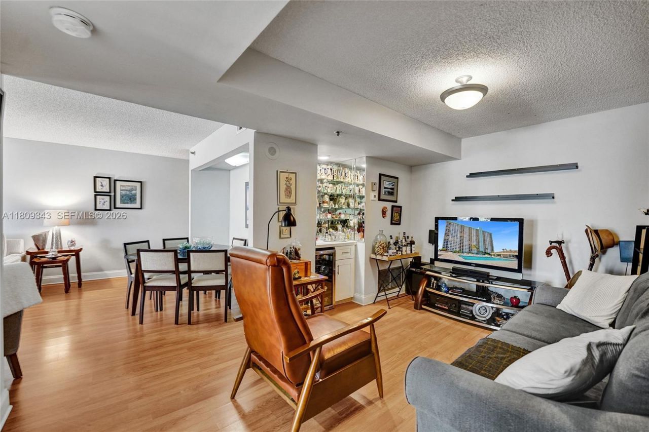 1201 S Ocean Dr, Unit 609S, Hollywood, FL 33019 Photo