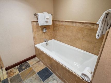 400 Resort Road, Olympic Valley, CA 96146 Photo