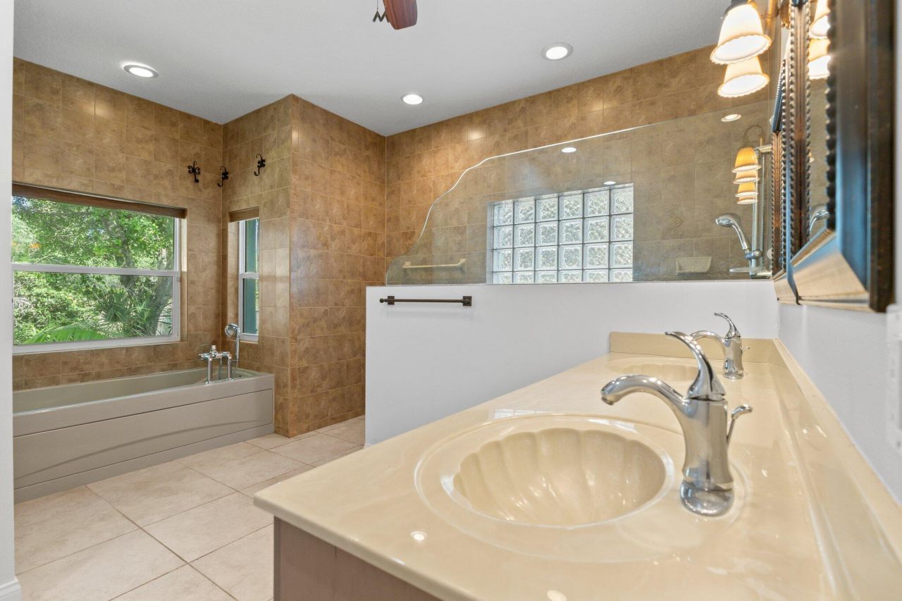 1293 SW Heather Terrace, Stuart, FL 34997 Photo