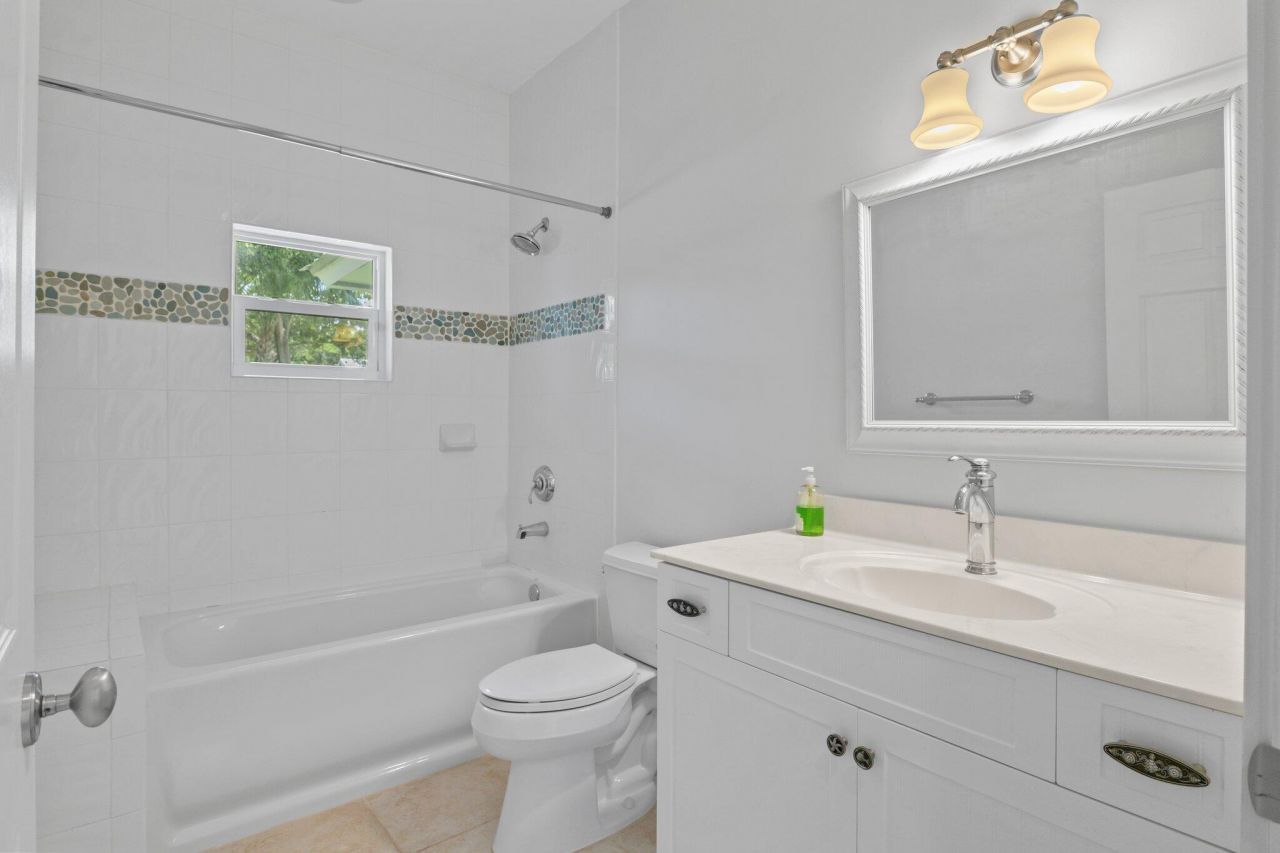 1293 SW Heather Terrace, Stuart, FL 34997 Photo