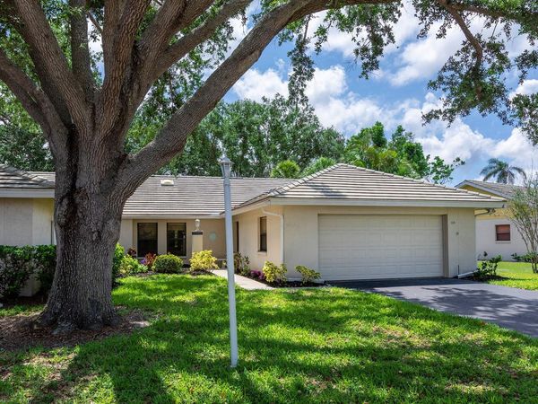 114 SOUTHAMPTON PLACE N, Unit 237, VENICE, FL 34293