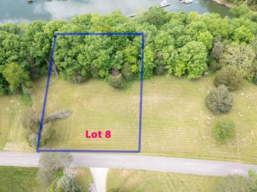 Lot 8 Cedar Pointe Drive, Somerset, KY 42501