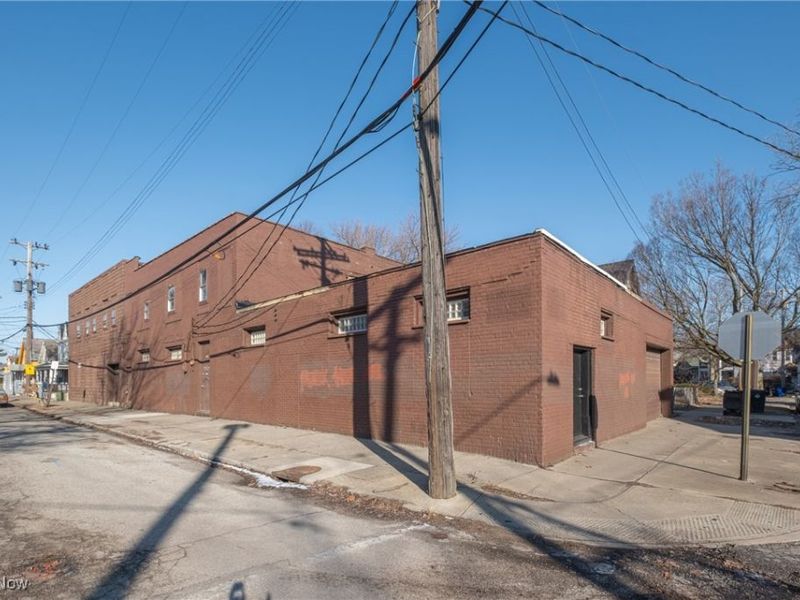 1194 E 60th Street, Cleveland, OH 44103 Photo 2