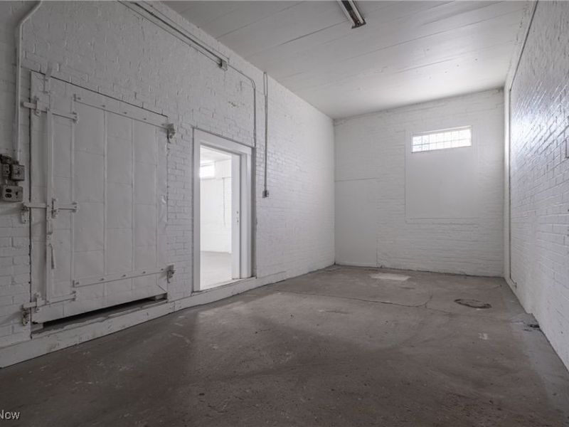 1194 E 60th Street, Cleveland, OH 44103 Photo 27