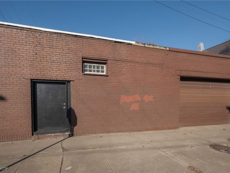 1194 E 60th Street, Cleveland, OH 44103 Photo 3