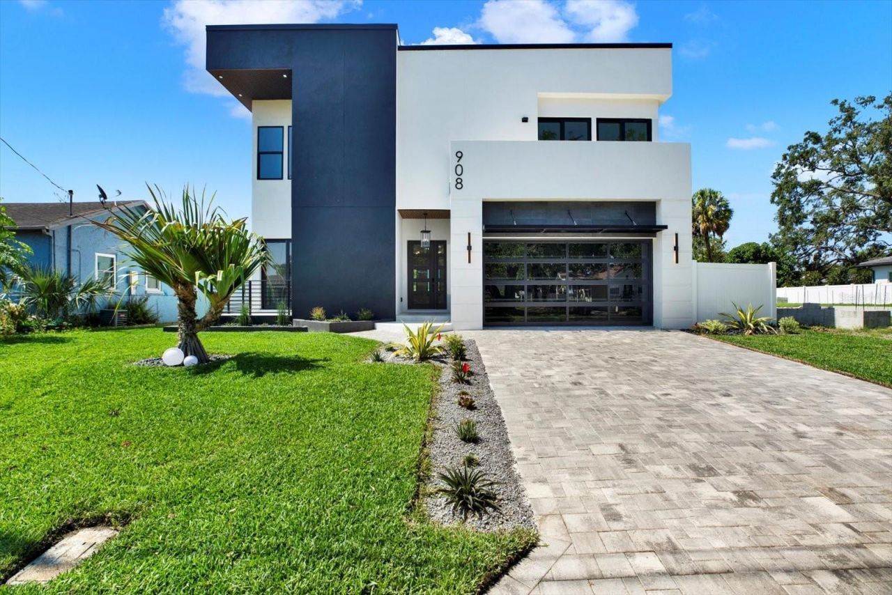 908 W Fribley Street, Tampa, FL 33603 Main Photo