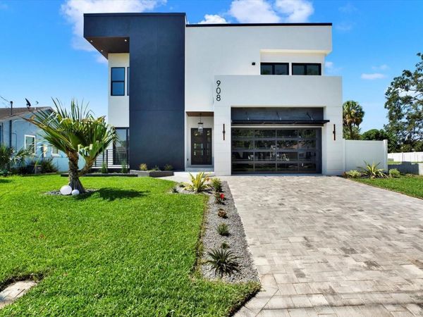 908 W FRIBLEY STREET, TAMPA, FL 33603