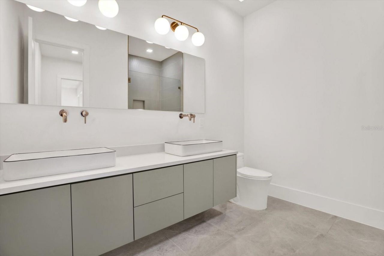 908 W Fribley Street, Tampa, FL 33603 Photo