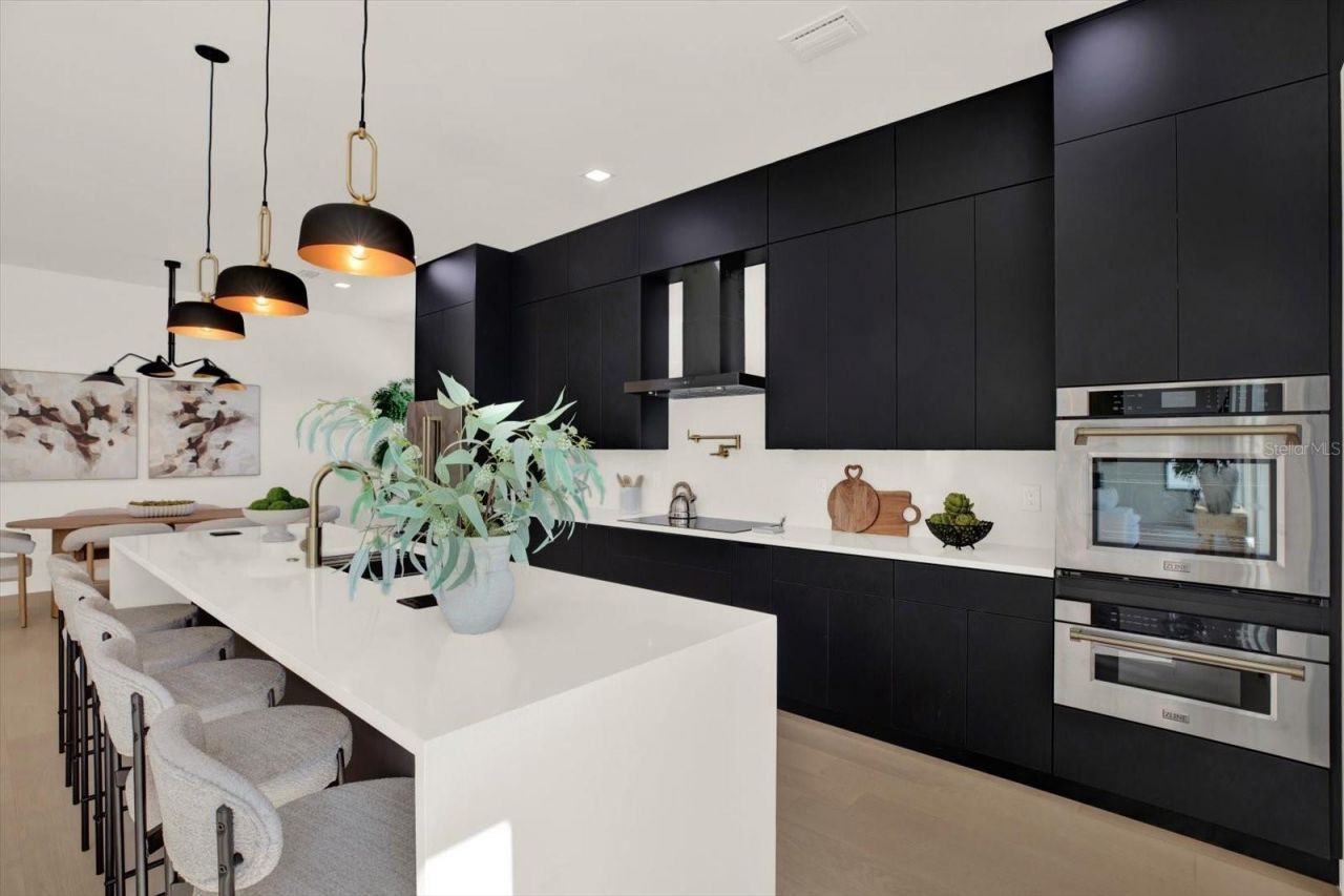 908 W Fribley Street, Tampa, FL 33603 Photo