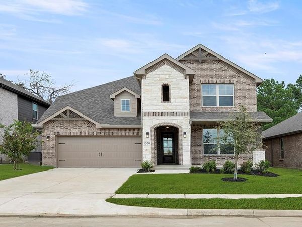 1520 Edgeway Drive, Aubrey, TX 76227