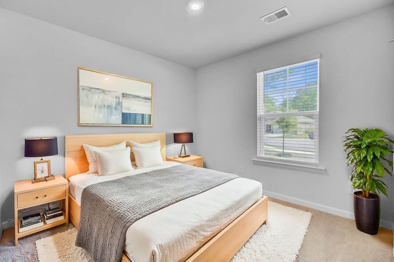 407 Spruce Ivy Street Photo 29