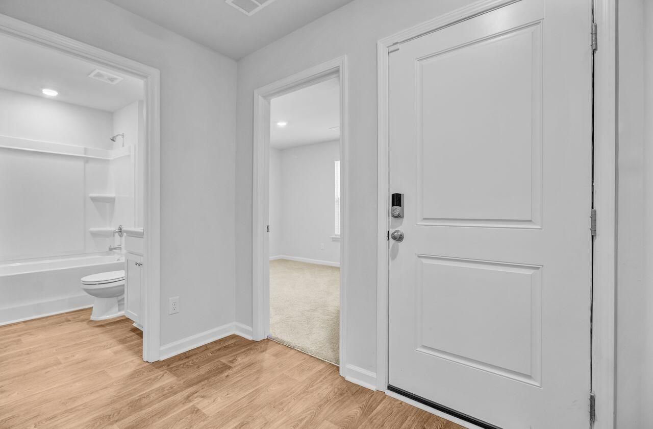 407 Spruce Ivy Street Photo 8