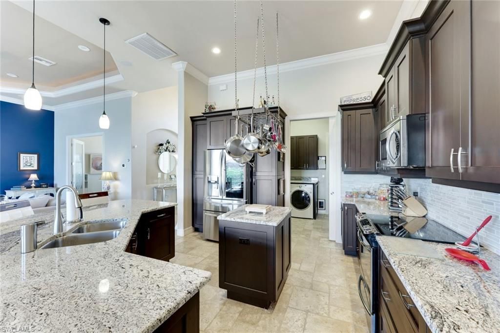 225 SW 12th Ter, Cape Coral, FL 33991 Photo